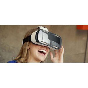 ÓCULOS DE REALIDADE VIRTUAL